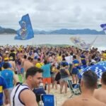 Torcedores do Boca fazem a festa no Rio, antes do jogo contra o Fluminense