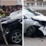 Campos: carro bate em poste após colisão com outro veículo e deixa mulher ferida