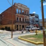 Estrutura do antigo Hotel Flávio é demolida no Centro de Campos Estrutura do antigo Hotel Flávio é demolida no Centro de Campos
