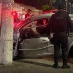 Campos: motorista fica ferido após carro bater em poste