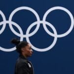 Em disputa forte com Biles, Rebeca Andrade ganha medalha de prata no individual em Paris Em disputa forte com Biles, Rebeca Andrade ganha medalha de prata no individual em Paris