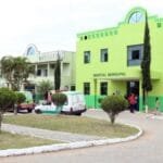 Criança de 4 anos morre após engasgar com pirulito em São Francisco Criança de 4 anos morre após engasgar com pirulito em São Francisco