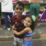 Menina baleada no Rio tem alta, mas irmão dela segue internado Menina baleada no Rio tem alta, mas irmão dela segue internado