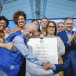 Durante visita a Campos, Lula anuncia novos investimentos na Educação 54451449777_39bf0a948d_o