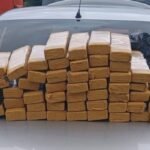 PRF apreende 50 kg de drogas em carro na BR-101, em Casimiro de Abreu