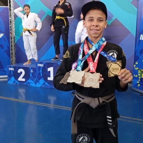 Atleta de Campos recebe destaque no cenário internacional de Jiu-Jitsu